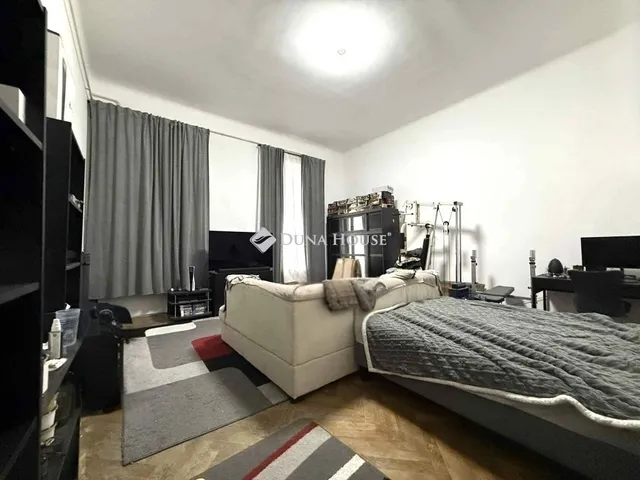 Eladó lakás Budapest VIII. kerület 95 nm