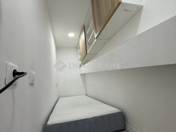 Eladó lakás Budapest VIII. kerület 10 nm