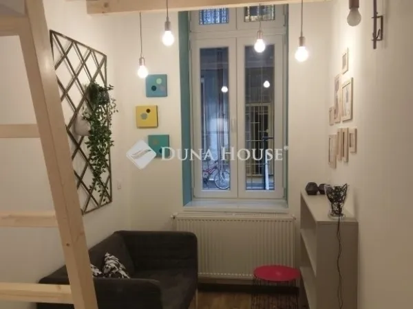 Eladó lakás Budapest VI. kerület 71 nm