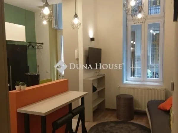 Eladó lakás Budapest VI. kerület 71 nm