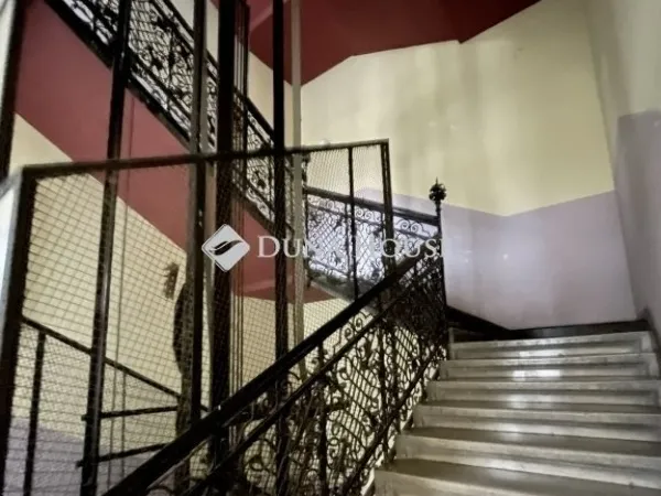 Eladó lakás Budapest VI. kerület 89 nm