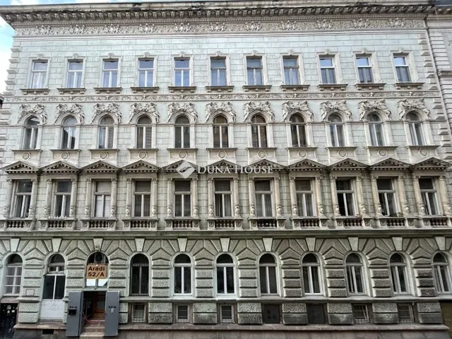 Eladó lakás Budapest VI. kerület 89 nm