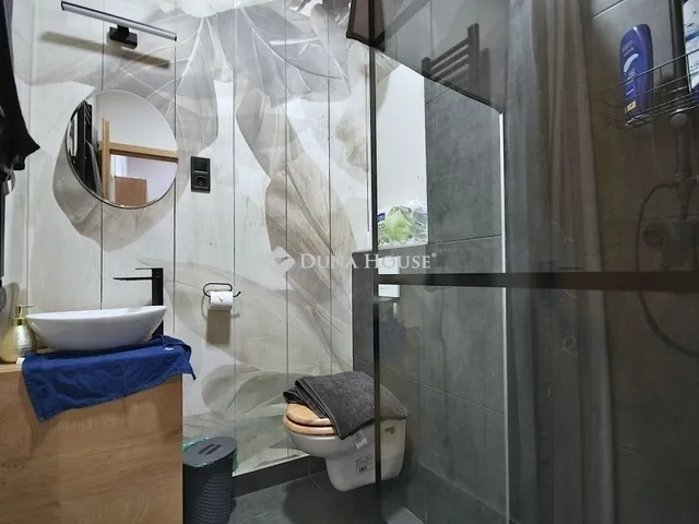 Eladó lakás Budapest VI. kerület 30 nm