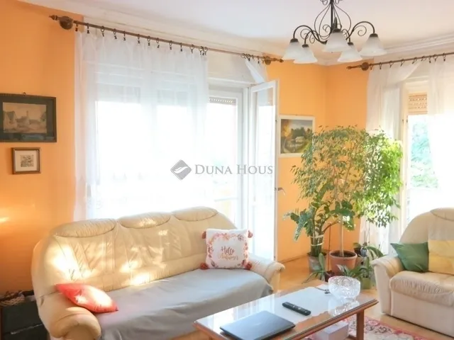 Eladó ház Budapest XX. kerület, Pacsirtatelep 230 nm