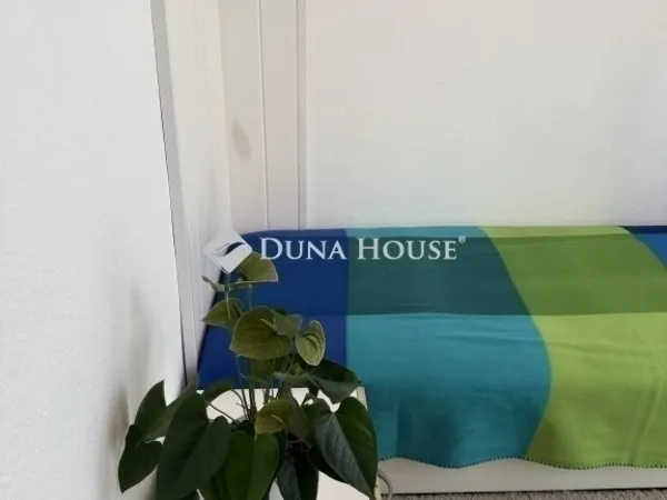 Eladó lakás Budapest XVI. kerület 80 nm