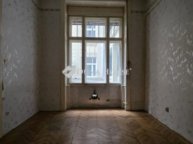 Eladó lakás Budapest VI. kerület 62 nm