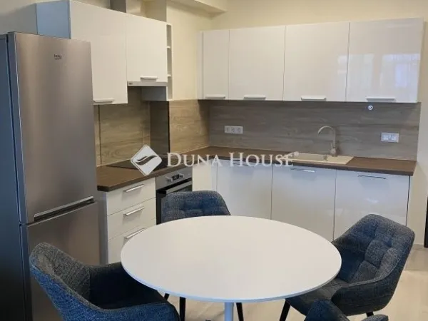 Eladó lakás Budapest XIII. kerület 94 nm