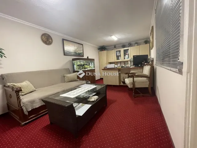 Eladó kereskedelmi és ipari ingatlan Budapest VIII. kerület 352 nm