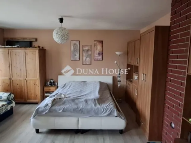 Eladó ház Vecsés 168 nm