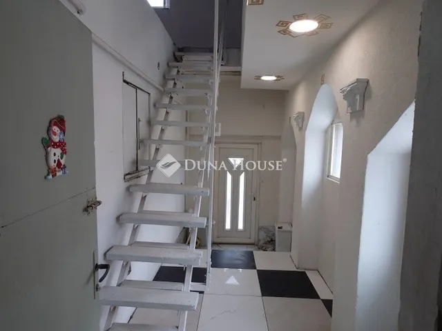 Eladó ház Ócsa 100 nm