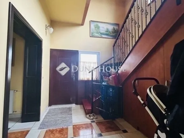 Eladó ház Gyál 180 nm