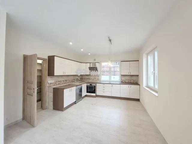 Eladó ház Budapest XVI. kerület, Mátyásföld 150 nm