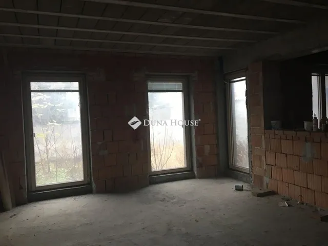 Eladó ház Budapest XX. kerület 260 nm