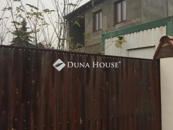 Eladó ház Budapest XX. kerület 260 nm