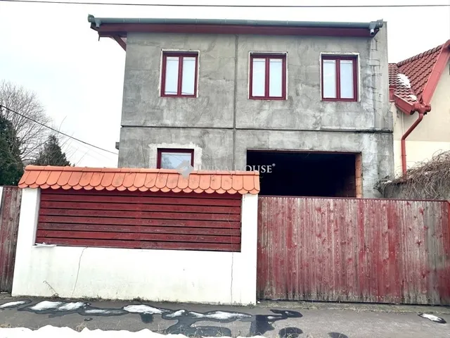 Eladó ház Budapest XX. kerület 260 nm