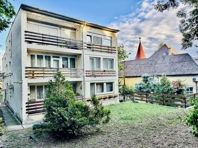 Eladó lakás Budapest II. kerület 66 nm