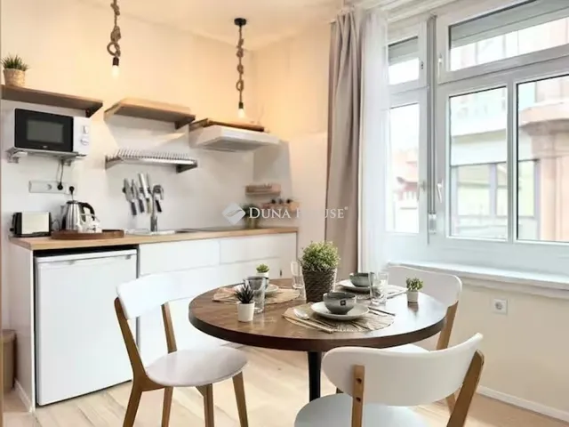 Eladó lakás Budapest VI. kerület 59 nm