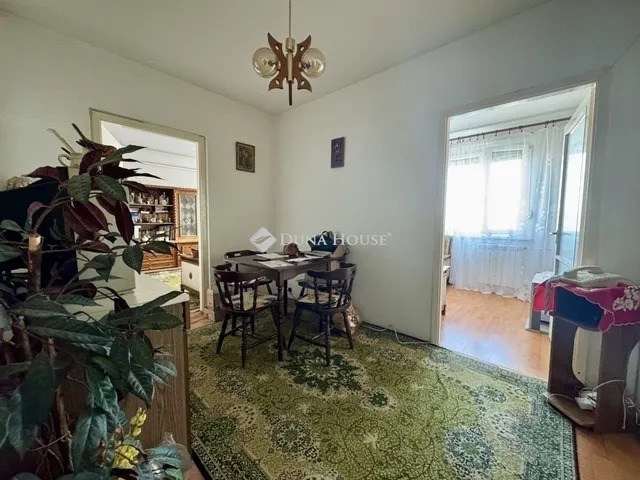 Eladó lakás Budapest IV. kerület 71 nm