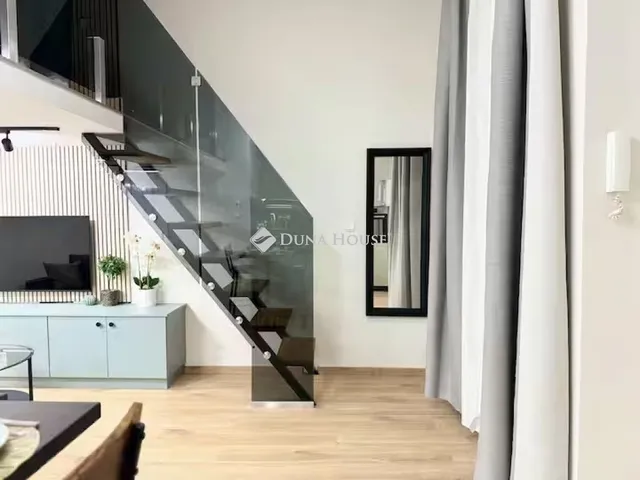 Eladó lakás Budapest VI. kerület 25 nm