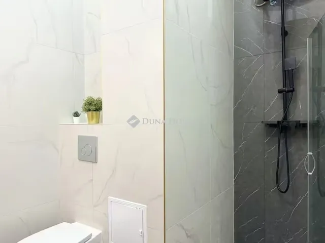 Eladó lakás Budapest VI. kerület 25 nm