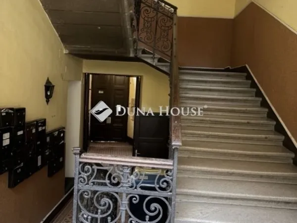 Eladó lakás Budapest VI. kerület 43 nm