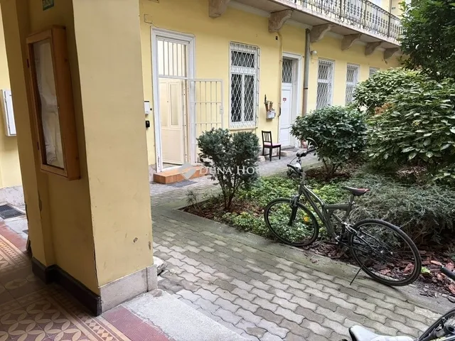 Eladó lakás Budapest VI. kerület 43 nm