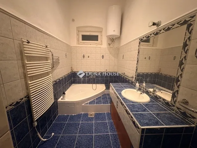 Eladó lakás Budapest VI. kerület 58 nm