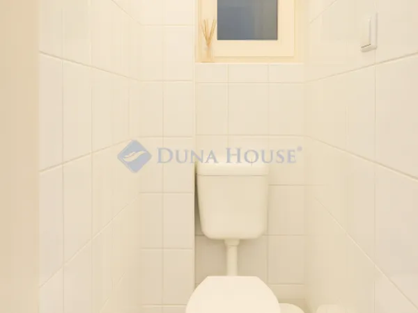 Eladó lakás Budapest VI. kerület 67 nm