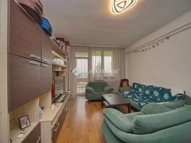 Eladó lakás Budapest XXI. kerület 70 nm