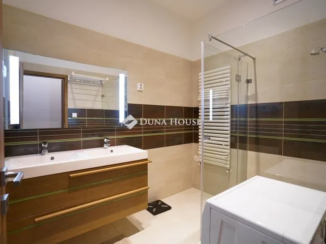 Eladó lakás Budapest VII. kerület 64 nm