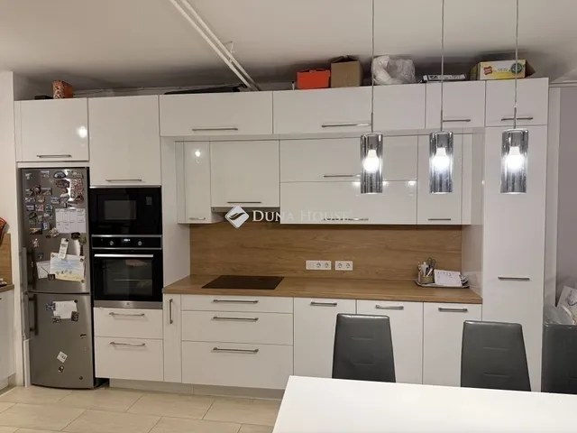 Eladó lakás Budapest IV. kerület 69 nm