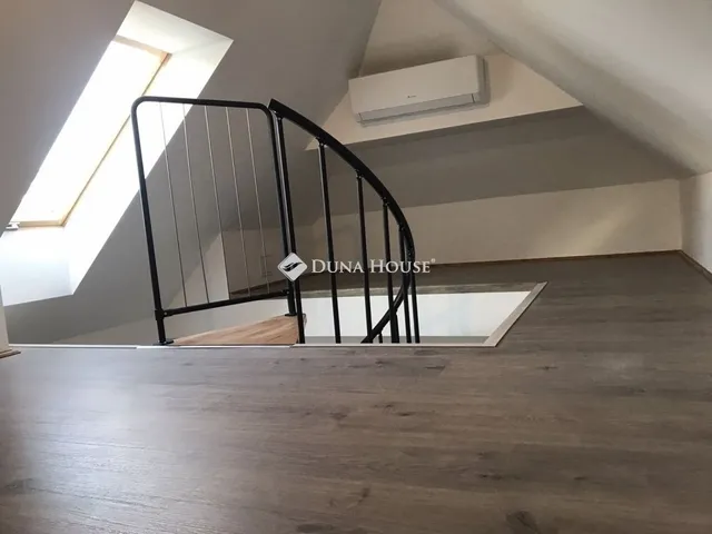 Eladó ház Budapest XVIII. kerület 100 nm