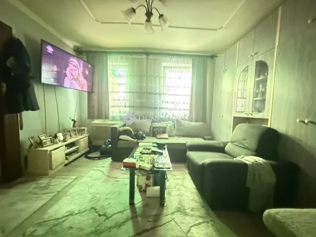 Eladó ház Budapest IV. kerület 31 nm