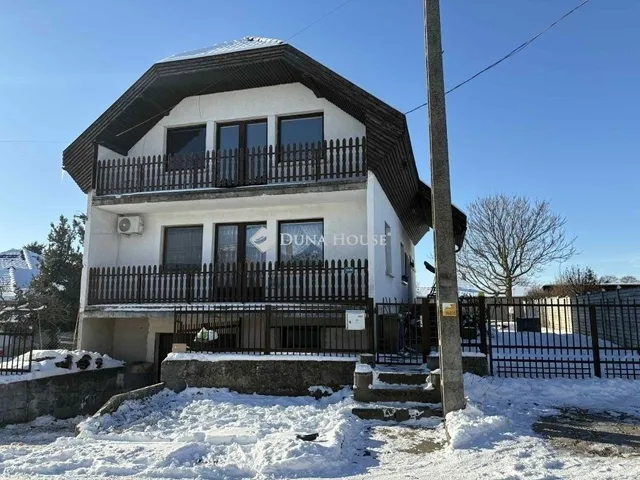 Eladó ház Ócsa 188 nm