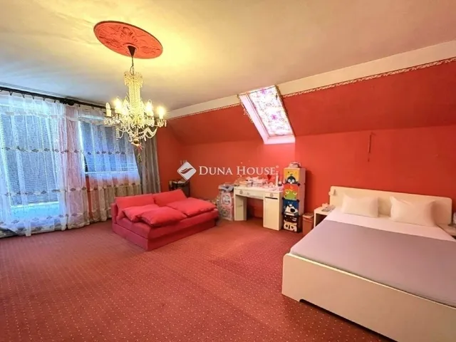 Eladó ház Ócsa 188 nm