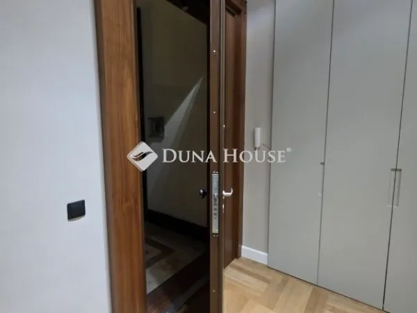 Eladó lakás Budapest VI. kerület 80 nm