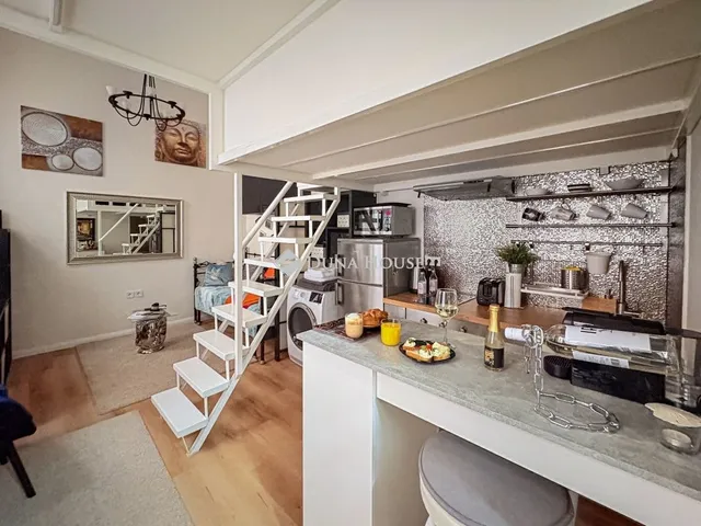 Eladó lakás Budapest VI. kerület 25 nm