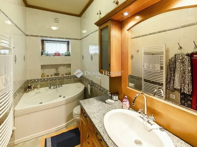 Eladó ház Cibakháza 815 nm