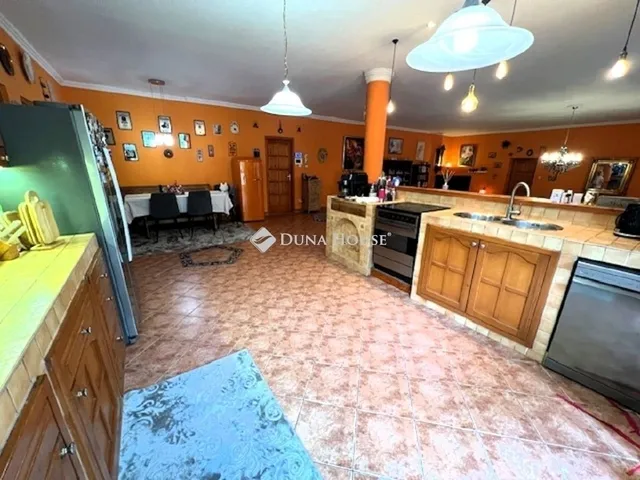 Eladó ház Budapest XXIII. kerület 380 nm