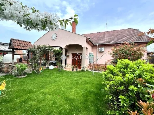 Eladó ház Budapest XXIII. kerület 380 nm