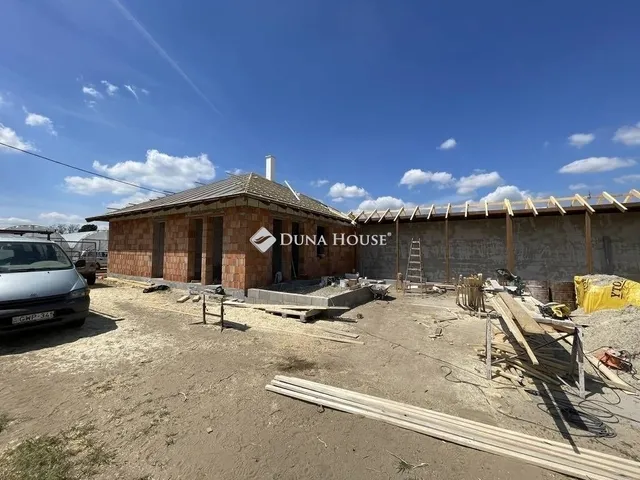 Eladó ház Inárcs 94 nm