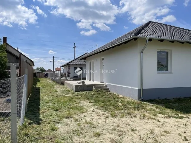 Eladó ház Inárcs 94 nm