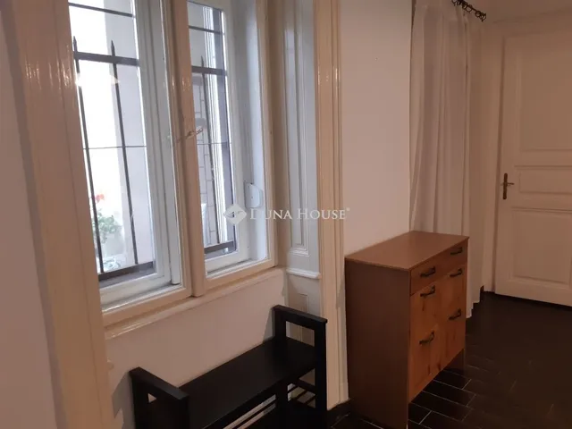 Eladó lakás Budapest VI. kerület 87 nm