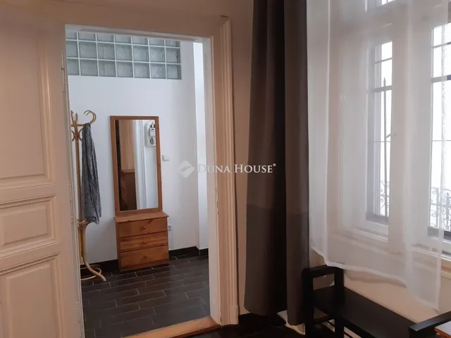 Eladó lakás Budapest VI. kerület 87 nm