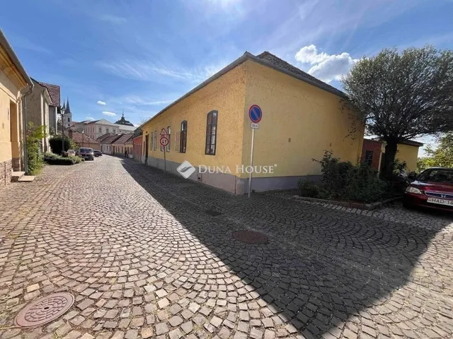 Eladó ház Esztergom 150 nm