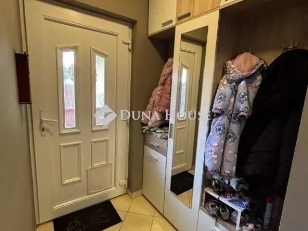 Eladó ház Üllő 65 nm