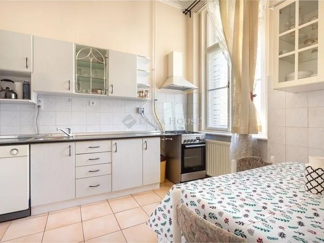 Eladó lakás Budapest V. kerület, Belváros 73 nm