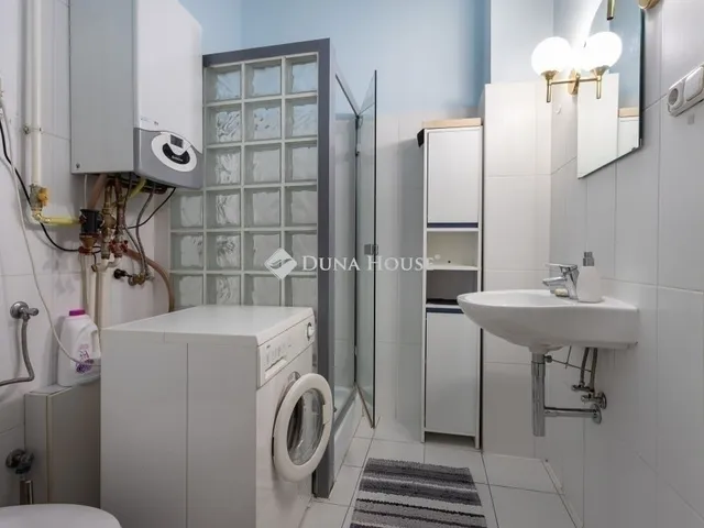 Eladó lakás Budapest V. kerület, Belváros 73 nm