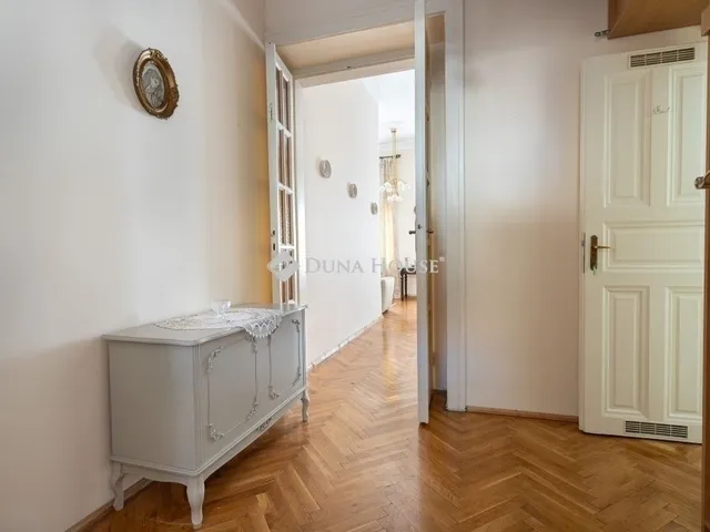 Eladó lakás Budapest V. kerület, Belváros 73 nm