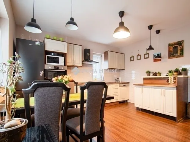 Eladó ház Budapest XVIII. kerület 80 nm